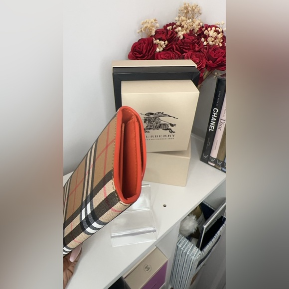 Galton Vintage Check Burberry Wallet with FREE COA - Picture 5 of 6